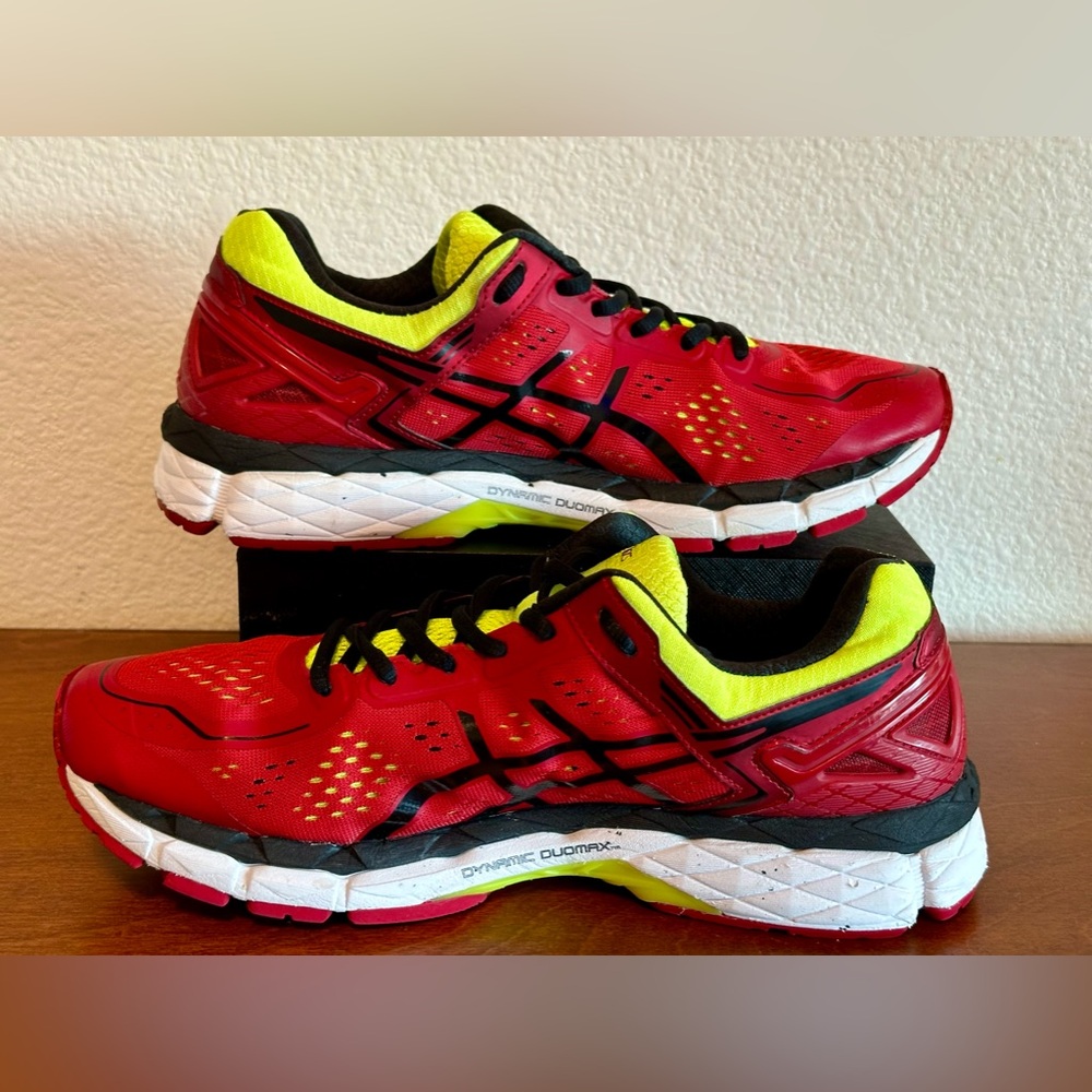 OASICS  FLUIDRIDE T547N RED, GREEN & BLACK SNEAKERS SIZE
8 US